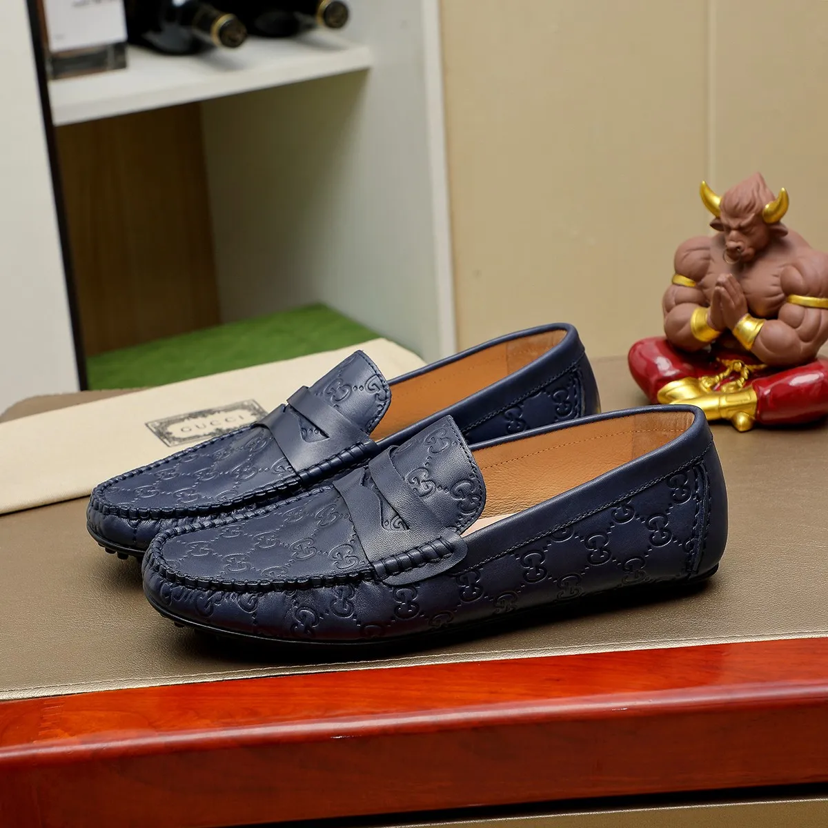 Men's shoes 💰360💰💰GUCCI Gucci official website synchronizes the latest model 🛃The upper is made of imported cowhide, 🐷leather lining, rubber outsole, 🎩🎩top handcrafted with fine stitch and thread workmanship🔍definitely satisfy those perfectionist men who pursue high luxury quality 👏 3 colors available! Code number 38-45 Large quantity in stock